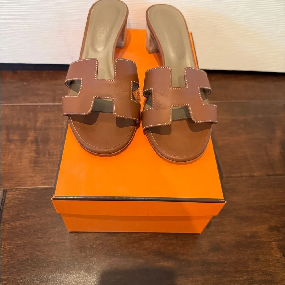 Hermes Gold Oasis Sandals 36.5 - Picture 3 of 4